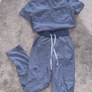 Vapor blue one pocket top and yoga waistband Yola